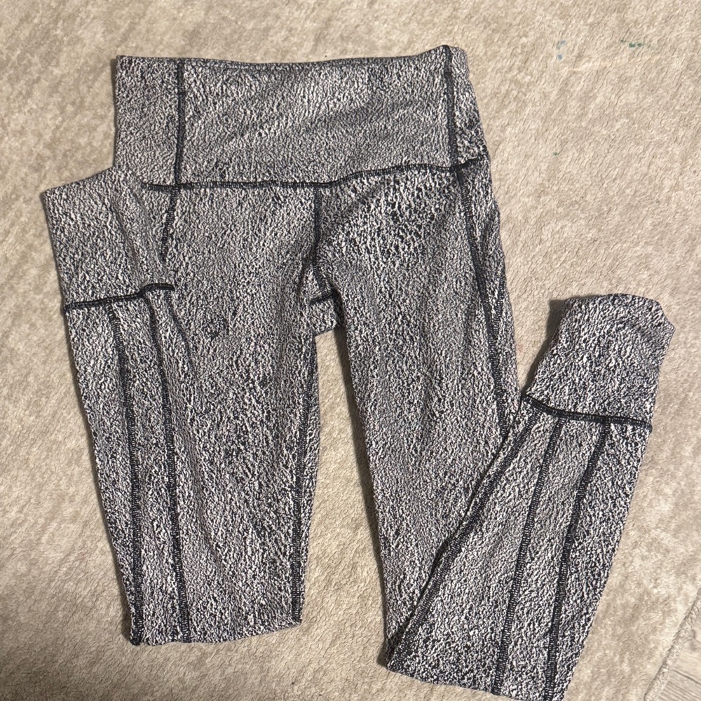 Lululemon Gray Patterned Leggings